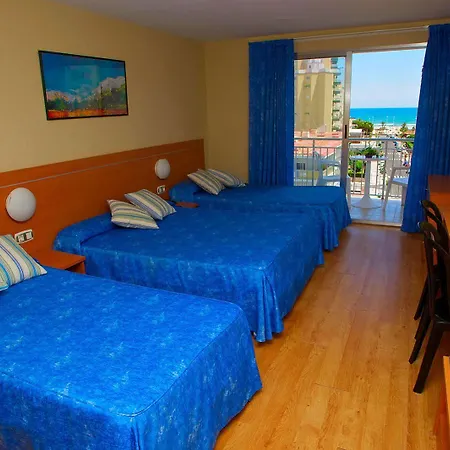 Playa Hotell 3*