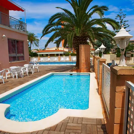 Playa Hotell 3*