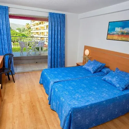 Playa Hotell 3*
